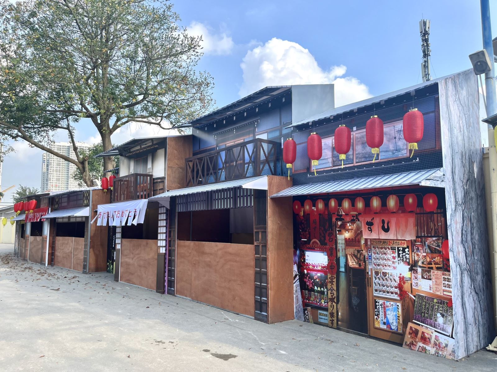 Check in Phố cổ & Con đường diều cá chép đậm chất Nhật Bản
